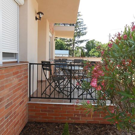 Imola Es Andrea Apartmanhaz 2 Hajduszoboszlo Ngoại thất bức ảnh