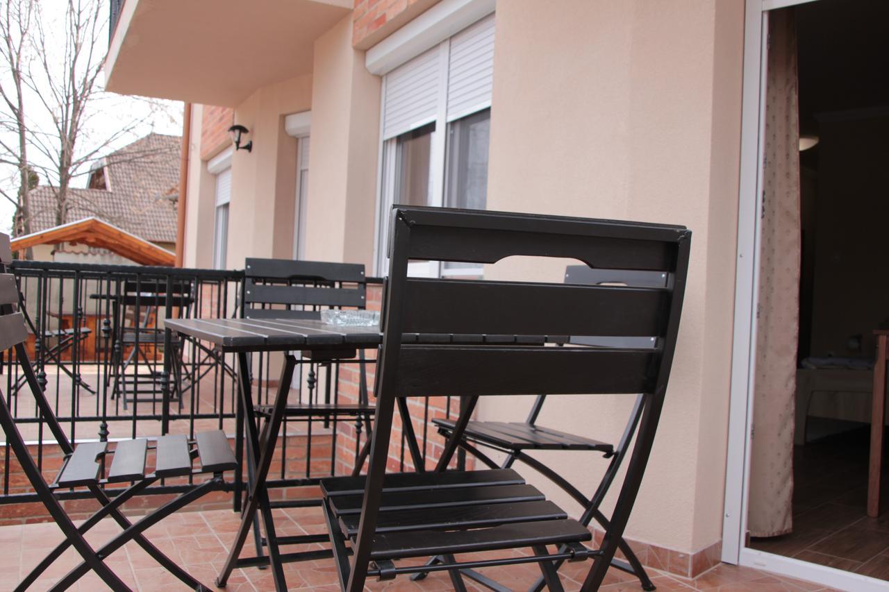 Imola Es Andrea Apartmanhaz 2 Hajduszoboszlo Ngoại thất bức ảnh