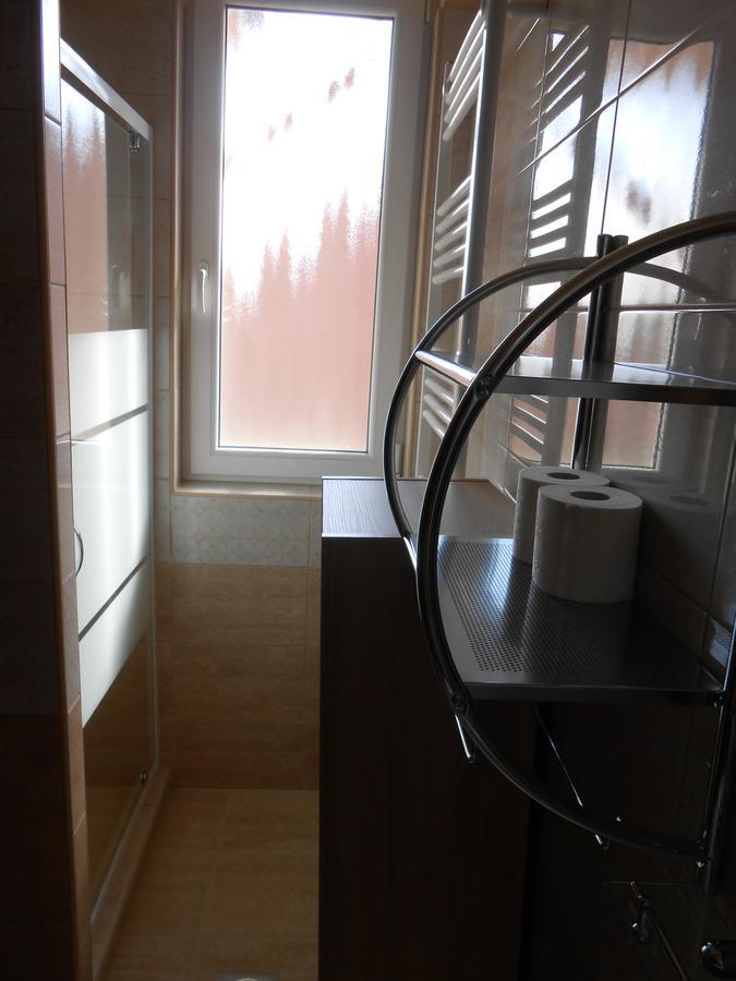 Imola Es Andrea Apartmanhaz 2 Hajduszoboszlo Ngoại thất bức ảnh