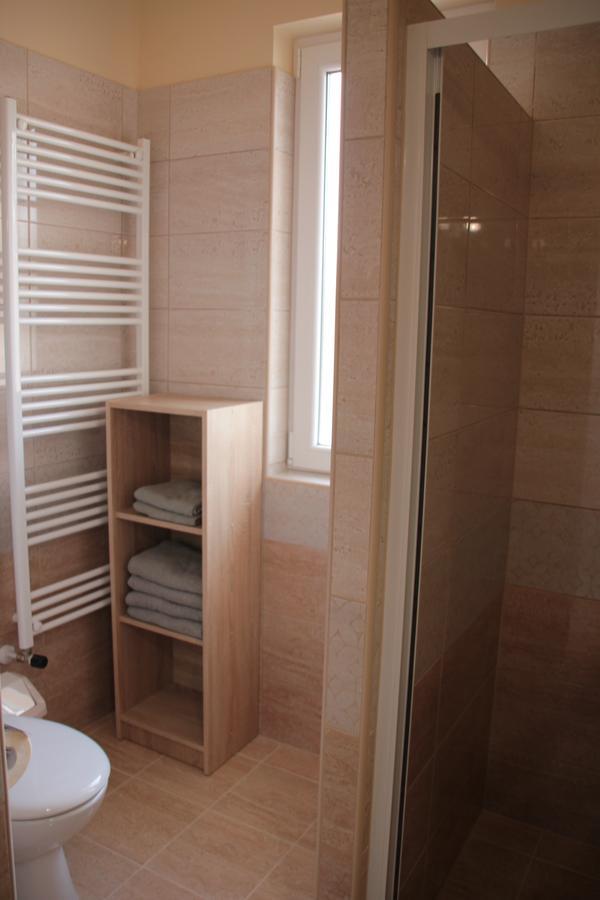 Imola Es Andrea Apartmanhaz 2 Hajduszoboszlo Ngoại thất bức ảnh