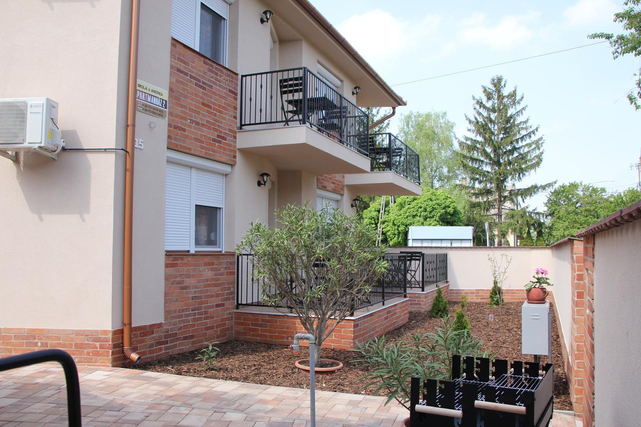 Imola Es Andrea Apartmanhaz 2 Hajduszoboszlo Ngoại thất bức ảnh